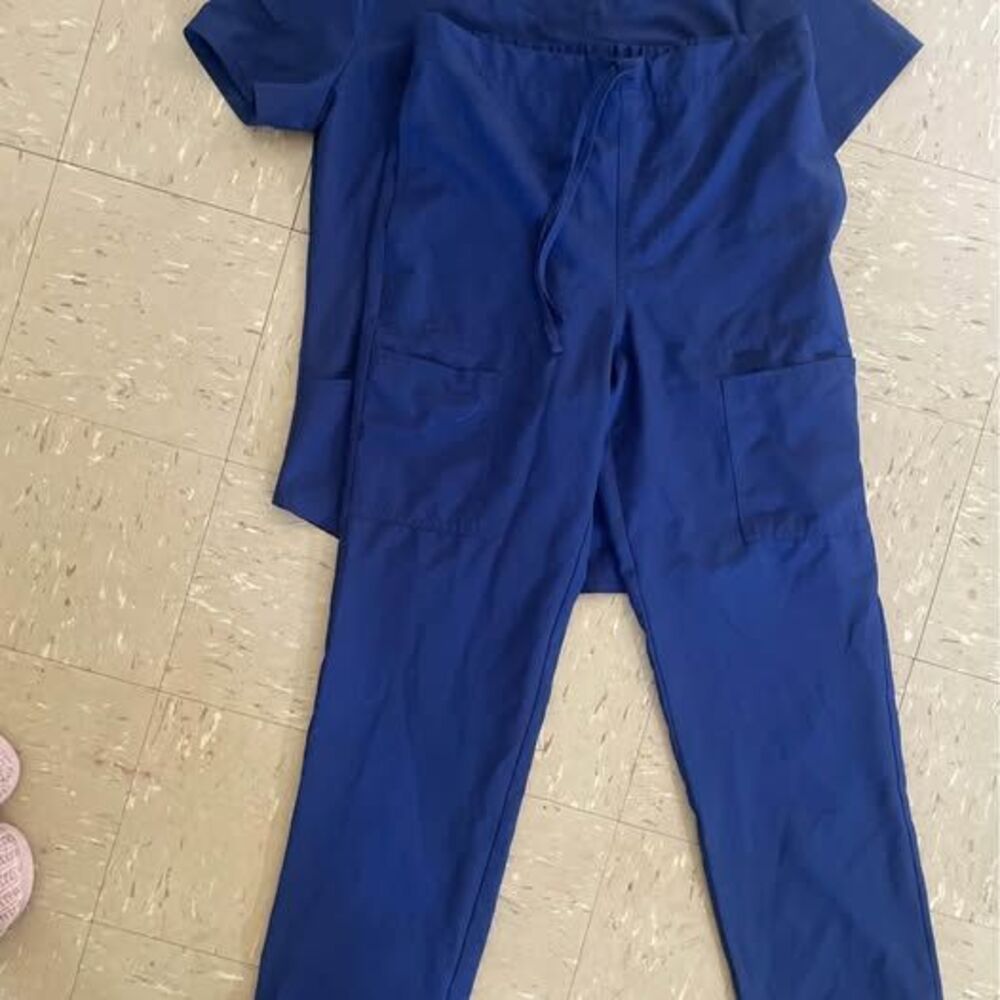 Women's Sweetheart V-Neck Scrubstar Dark Blue Scrubs Set